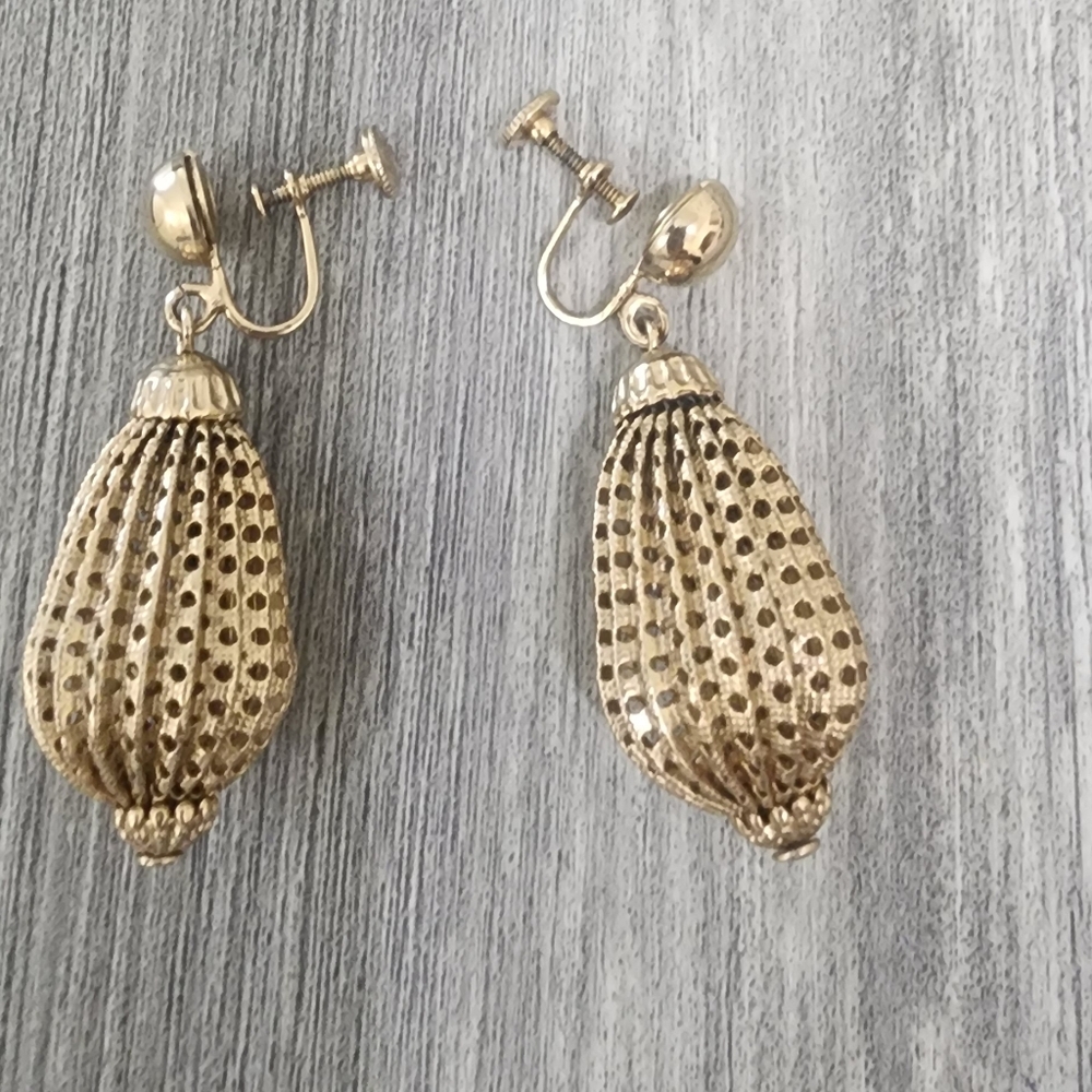 Elegant Gold-Toned‎ Earrings